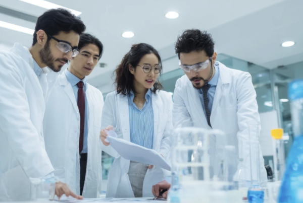 Scientists analyzing data.